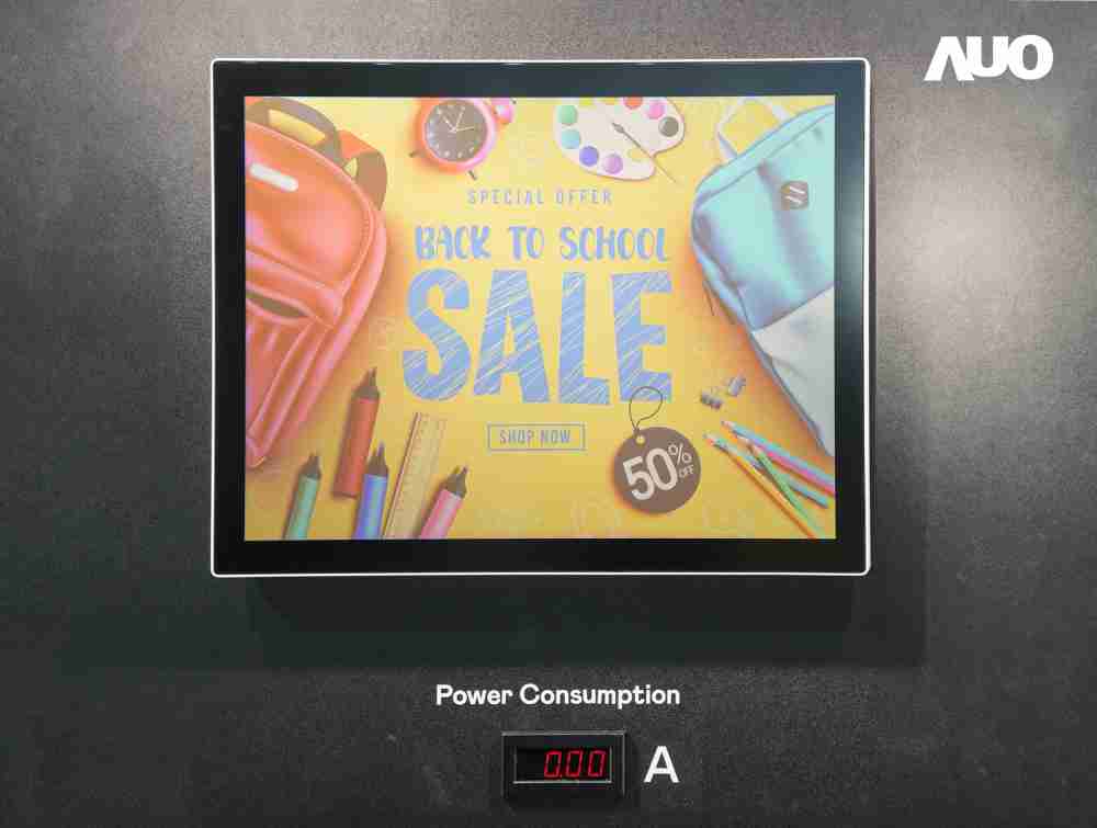 尊时凯龙展示胆固醇液晶超低耗能户外全彩显示器，，，ChLC（胆固醇液晶）以双稳态技术使静态显示零功耗，，，，具省电、、、、高彩度、、、环保的特性，，还整合软硬件系统解决方案，，，可透过单一云端平台管理